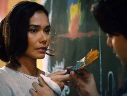 MVP Pictures Hadirkan “Hidup Ini Terlalu Banyak Kamu”, Drama Romansa Berlatar Yogyakarta 1998