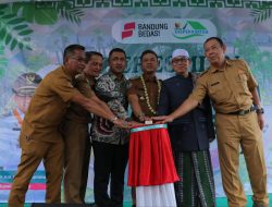 Bupati Bandung Janjikan Wi-Fi Gratis di Alun-Alun Ciwidey Untuk Generasi Milenial