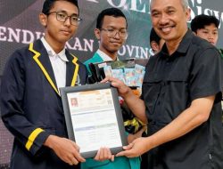 Siswa SMK Karya Guna 2 Bekasi Raih Nilai Tertinggi TOEIC di Jawa Barat