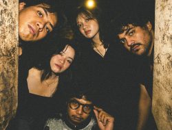 God Save Ayesha Rilis Single Baru ‘A Doorless Room’, Potret Keterjebakan Batin