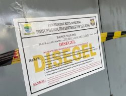 Satpol PP Kota Bandung Tertibkan Bangunan Tanpa PBG di Jalan Pandanwangi