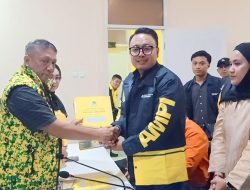 Musda XI Golkar Jabar, Ahmad Hidayat Serahkan Dukungan 16 DPD dan 6 Ormas