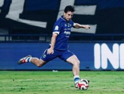 Persib Main Tujuh Kali pada Oktober, Thom Haye: Kami Berusaha Bugar di Setiap Laga